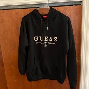 Guess Sweatshirt
